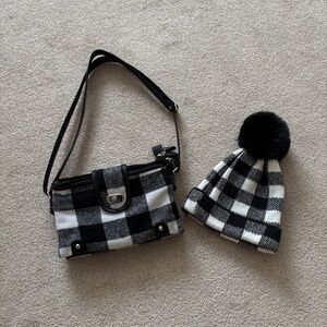 Winter toque and matching bag